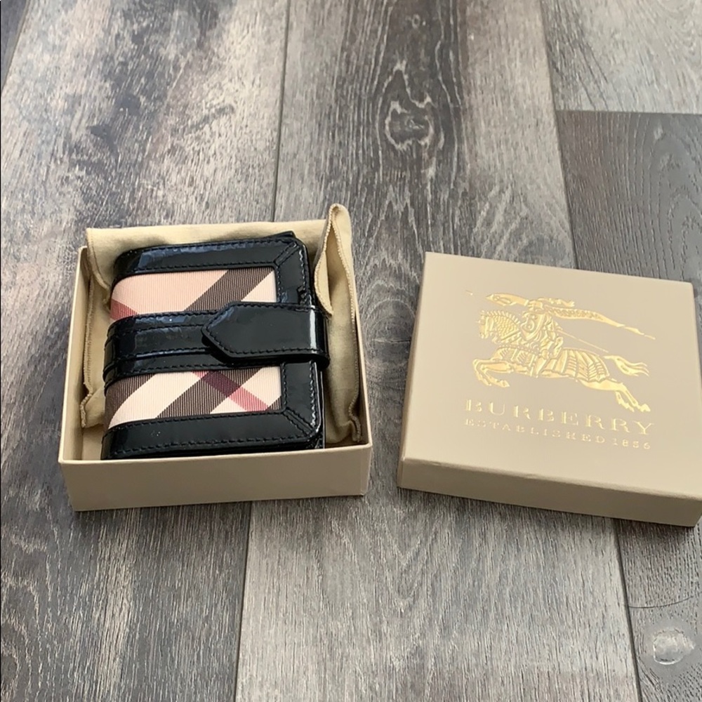 Burberry BiFold Leather Wallet